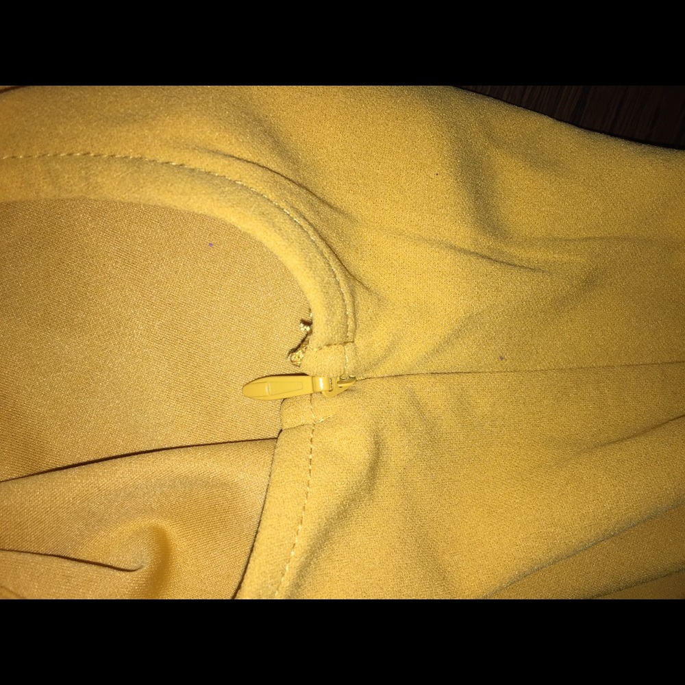 Mustard romper size 1xl - Picture 4 of 4